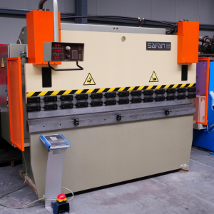 SAFAN 50 t x 2550 mm CNC